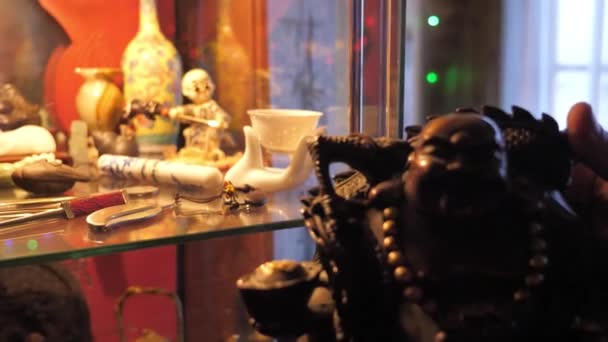 Estatuilla budista de Dios Hotei — Vídeos de Stock