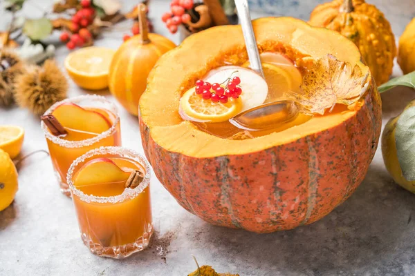 Cios Dyni Lub Sangria Dużej Dyni Halloween Święto Dziękczynienia Tradycyjne — Zdjęcie stockowe