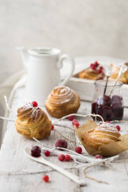 - Mantarlı çörekler.