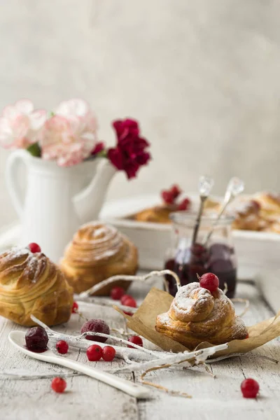 - Mantarlı çörekler.