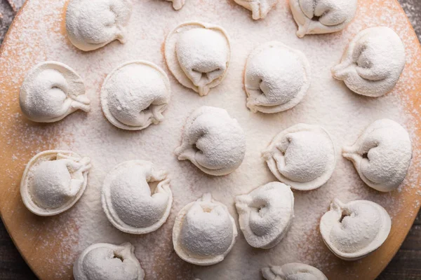 Raw Russian Dumplings Cutting Board — Stock Photo, Image