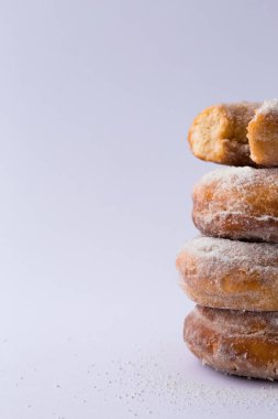 Lezzetli geleneksel çörekleri kapatın.