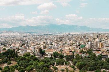 Atina Akropolü, Philopappos Tepesi 'nden şehre tepeden bakan Yunanistan' da görüldü