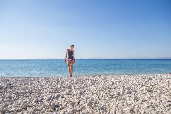 Incredibly Beautiful Girl Models Bikini Sea Shore Greece — Stock Photo, Image