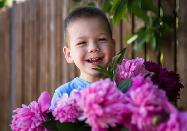 Portrait Cute Little Boy Having Fun Outdoors — Stock Photo, Image