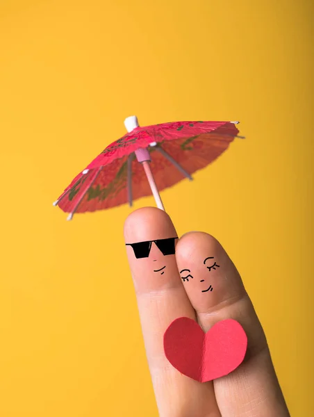 Egy Boldog Ujjú Család Szerelmes Szívbe Esernyő Alatt Valentin Nap — Stock Fotó