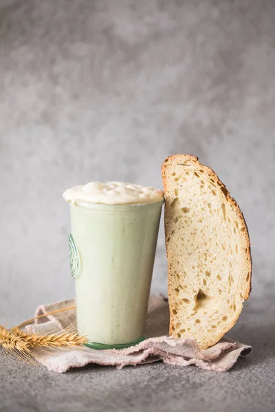 The wheat leaven for bread is active. Starter sourdough ( fermented mixture of water and flour to use as leaven for bread baking). The concept of a healthy diet