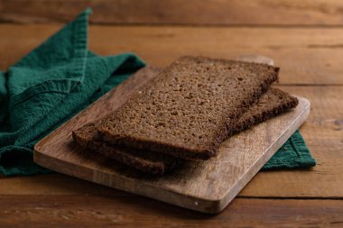 Çavdar ekmekli sandviç.