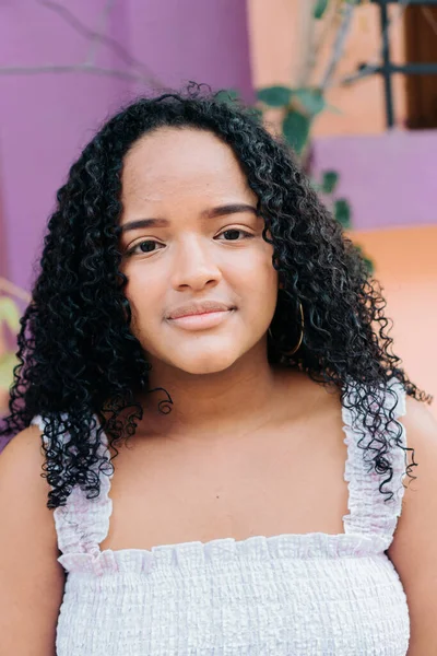 Πορτρέτο Της Latina Teenage Εξωτερική Πορτρέτο — Φωτογραφία Αρχείου