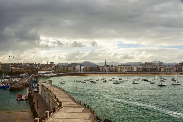 Widok na port San sebastian — Zdjęcie stockowe