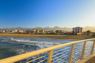 Bir Lido di camaiore pier