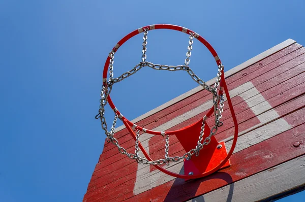 Basketballkorb aus Holz — Stockfoto