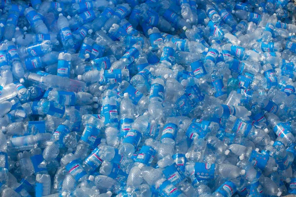 Vinnitsa Ukraina April 2020 Skräp Plastflaskor — Stockfoto