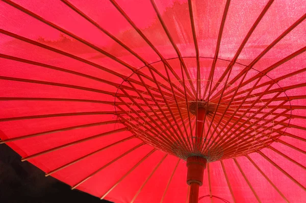 Rosso Giapponese Ombrello Sfondo — Foto Stock