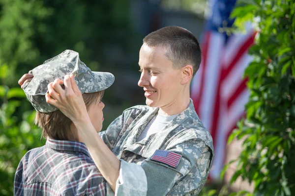 Happy Reunion Female Mother Soldier Family Son Outdoors — Stock Photo, Image