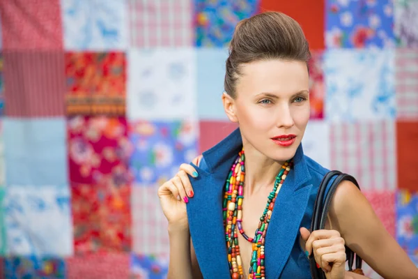 Moda mujer con estilo —  Fotos de Stock