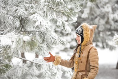 kadın güzel Kış kış parkı eğlence var