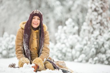 güzel kış kadını