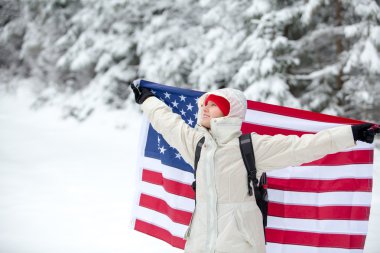 Genç seyahat zevk onun kış tatil açık havada