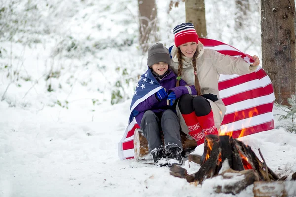 Χειμώνα αμερικανική οικογένεια — Φωτογραφία Αρχείου