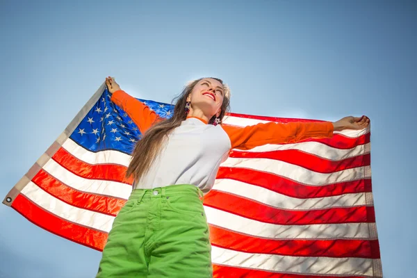 Donna con bandiera USA — Foto Stock