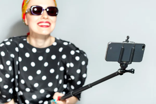 Fashion woman taking selfie — Stock Photo, Image