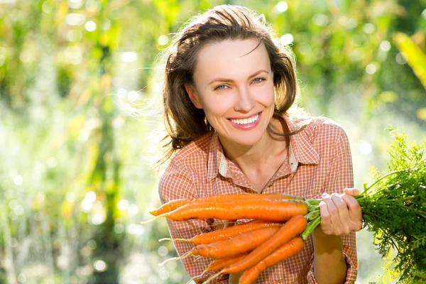 Woman with vagetables — Stock Photo, Image