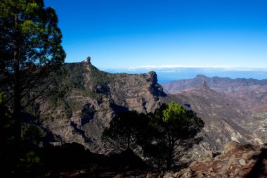 Roque Nublo ve Bentayga 'nın güzel manzaraları, Islas Canarias