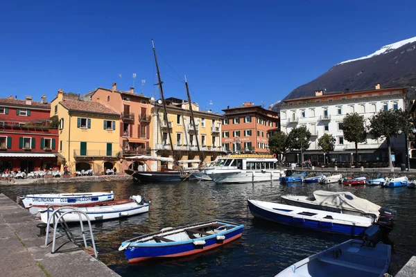 Malcesine Italia Marzo 2016 Vista Del Centro Ciudad Malcesine Del —  Fotos de Stock