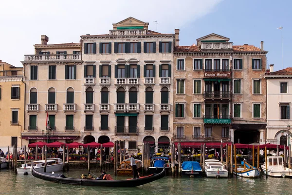 Venice Italy March 2016 Traditional Gondola Tourists Venice Grand Canal — Photo