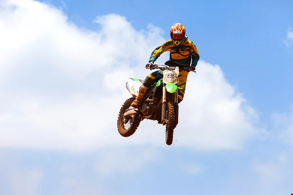 Wingate Israel July 2016 Motocross Rider Bike Clearing Tabletop Jump — Stockfoto