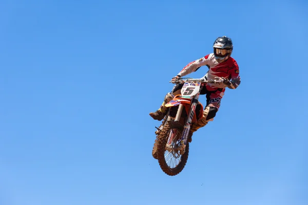 Wingate Israel July 2016 Motocross Rider Bike Clearing Tabletop Jump — Stok Foto