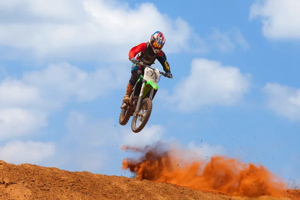 Wingate Israel July 2016 Motocross Riders Bikes Clearing Tabletop Jump — Stok Foto