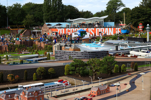 Известный миниатюрный парк и туристическая достопримечательность Мадуродама, расположенный в Гааге
