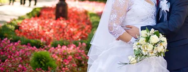 Hochzeitspaar verliebt — Stockfoto