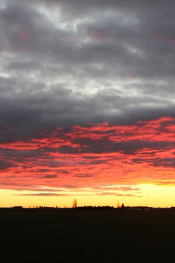 Yangın günbatımı