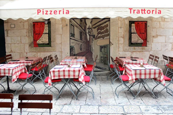 Pizzaria de trattoria italiana — Fotografia de Stock