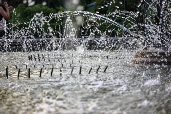 Splashing Water Fountain Summer City Public Urban Park Water Jets — Stock Photo, Image