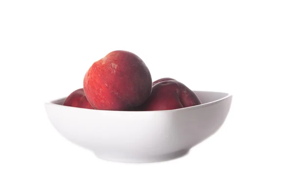 Peaches beyaz tabak beyaz izole