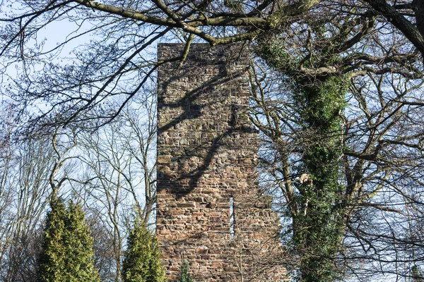 Tornslottsruiner Luttelnau i Essen Kettwig. — Stockfoto