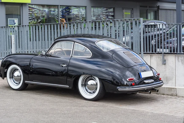 Negro vintage Porsche 1600 — Foto de Stock