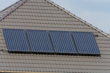 Güneş paneli, fotovoltaik, alternatif güç kaynağı - sürdürülebilir kaynaklar kavramı