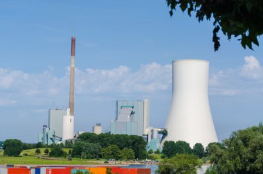 Kömür yakıtlı elektrik santrali Ren üzerinde