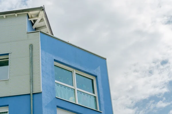 Fachada moderna casa — Fotografia de Stock