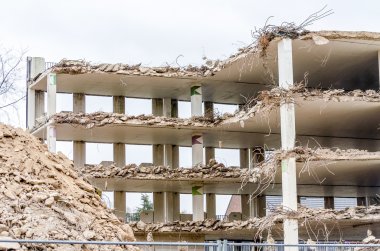Velbert parkta Montaj cihazları-Kırıcı