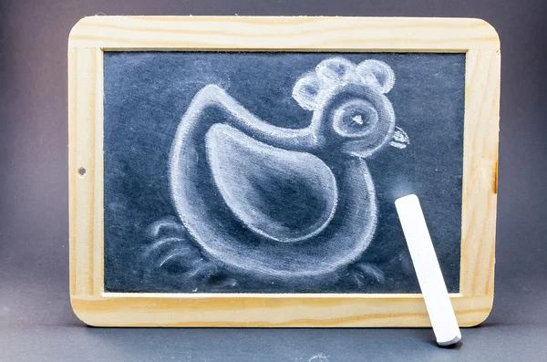 Меловой рисунок утки — стоковое фото