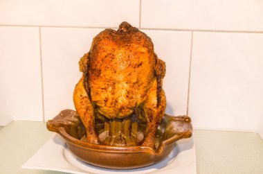  Izgara tavuk barbekü yemek.