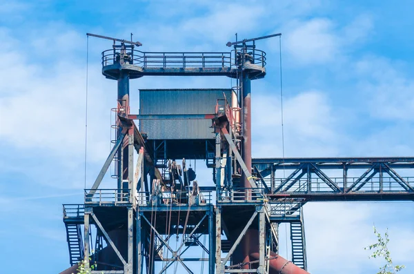 Edifícios industriais, alto-forno, torre — Fotografia de Stock