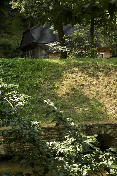 Muzeum, zabytkowej miejscowości w okolicy — Zdjęcie stockowe