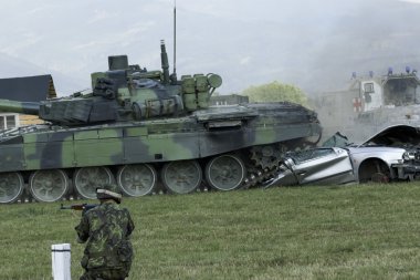 asker ve tarihi savaş ekipmanları